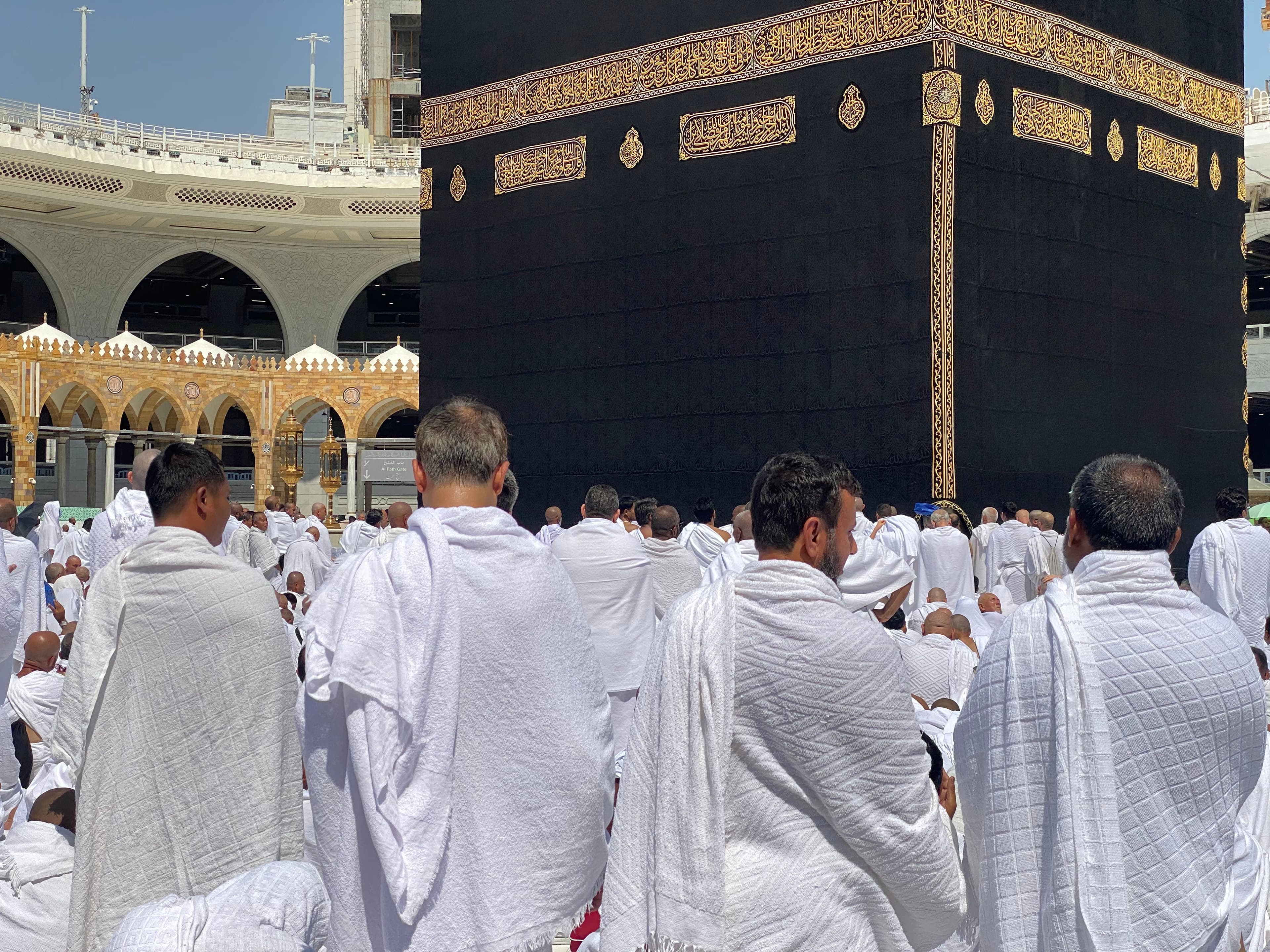 Perbedaan Umroh dan Haji